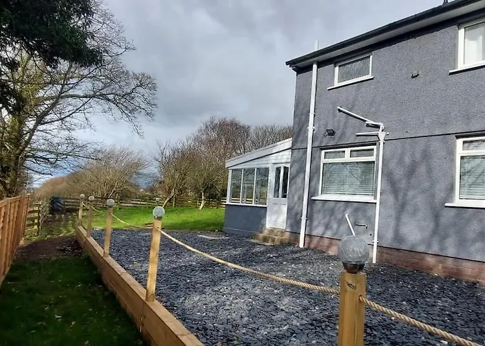 Large 3 Bed Property