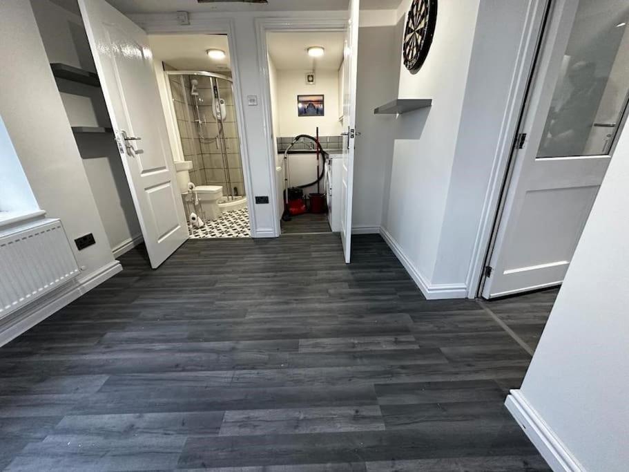 Large 3 Bed * Whitehaven