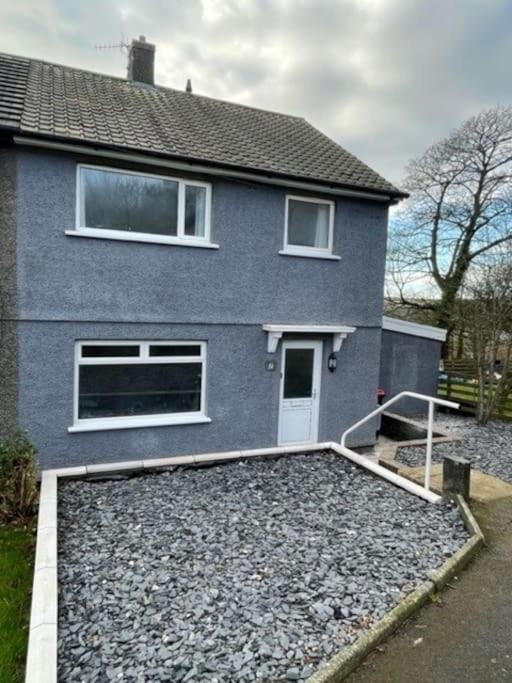 Large 3 Bed *